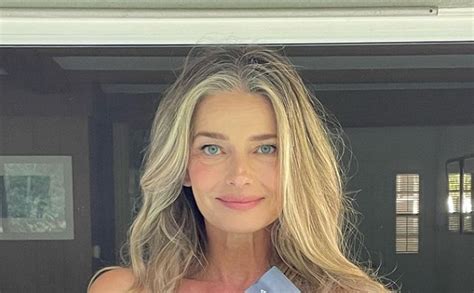 teen mirror nudes|Paulina Porizkova Poses Totally Naked in Bathroom: New Photo